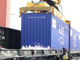 176億元、6.39億件、54.3萬標箱……數字中看到流動的中國釋放勃勃生機